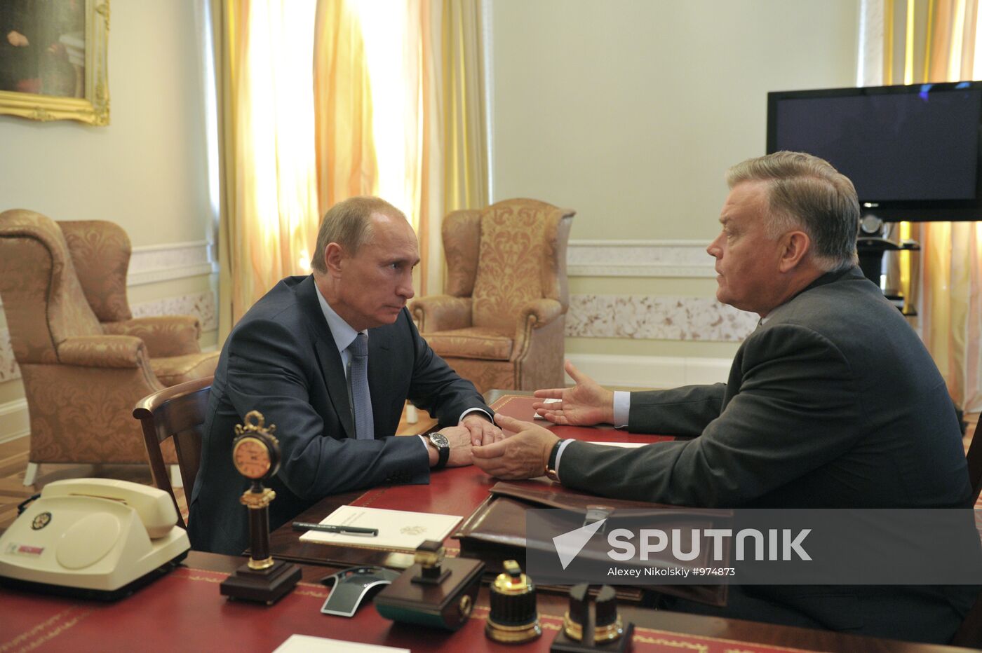 Vladimir Putin visits North Western Federal District