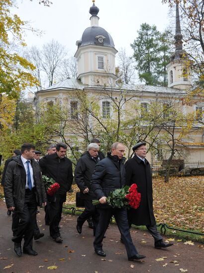Vladimir Putin on working trip to North Western Federal District