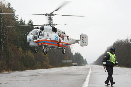 MES training with air-rescue equipment in Leningrad region