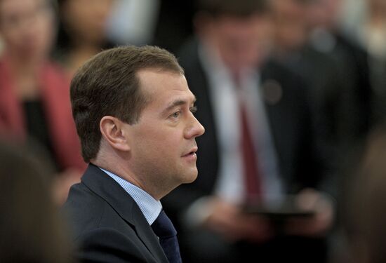 Dmitry Medvedev meets with members of Public Committee