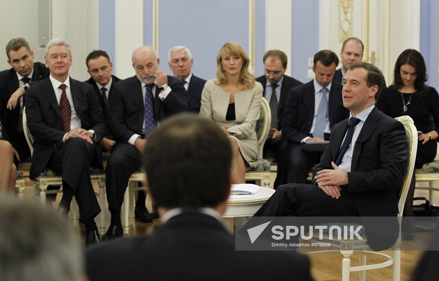 Dmitry Medvedev meets with members of Public Committee