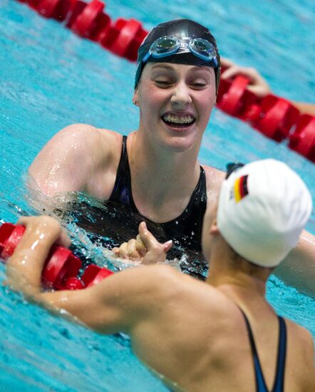 2011 World Swimming Cup Third round. Finals