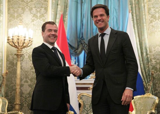 Dmitry Medvedev and Mark Rutte hold talks