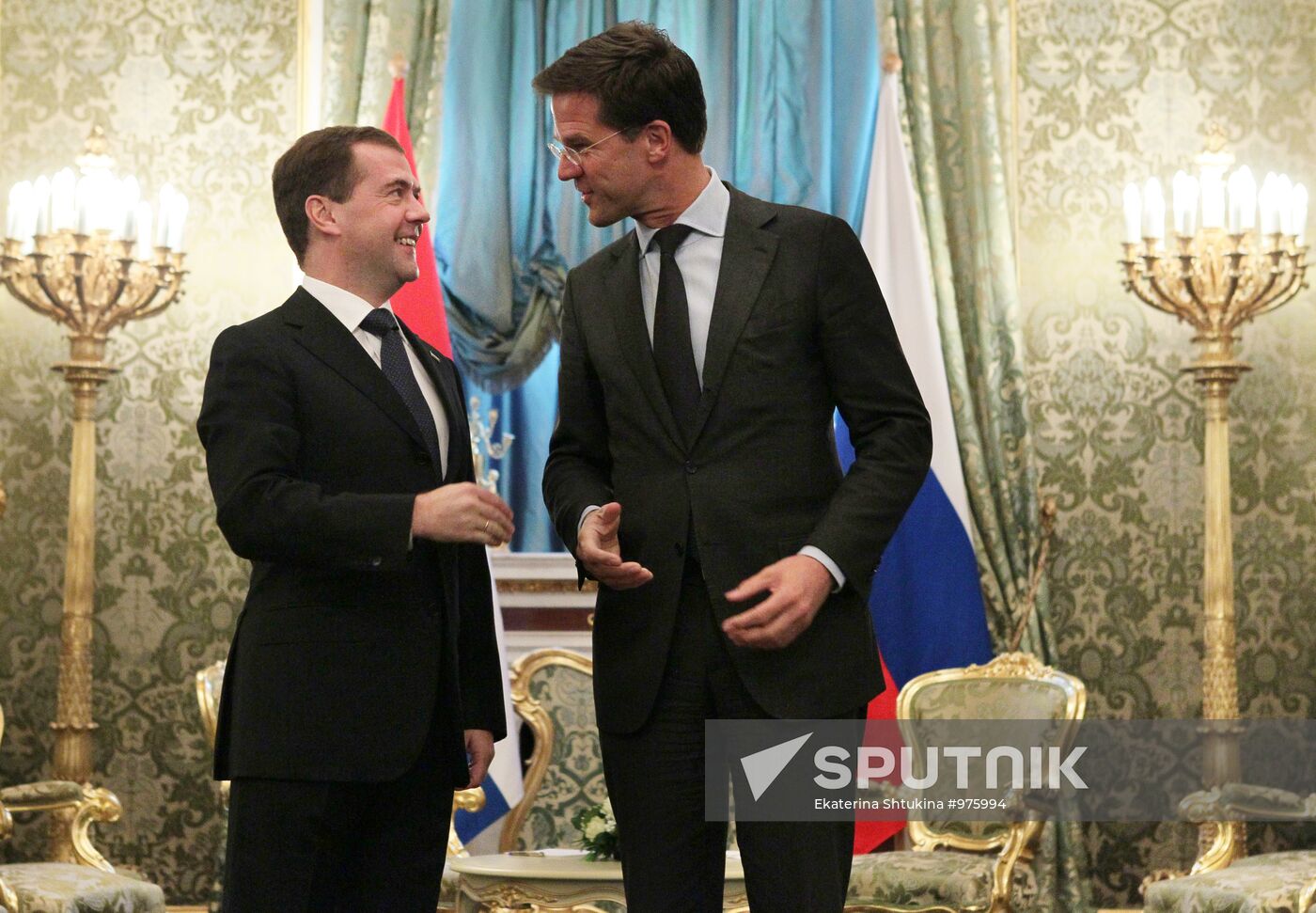 Dmitry Medvedev and Mark Rutte hold talks