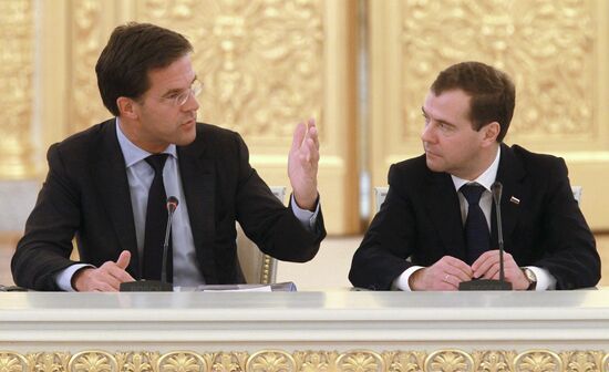 Dmitry Medvedev and Mark Rutte hold talks