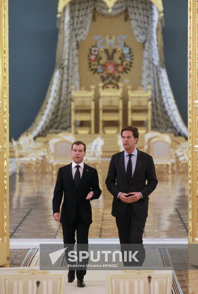 Dmitry Medvedev and Mark Rutte hold talks