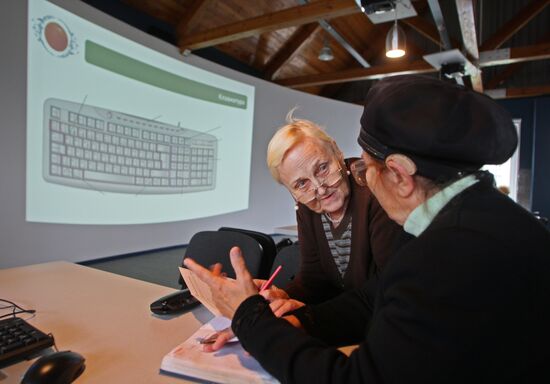 Computer literacy courses for pensioners in Kaliningrad