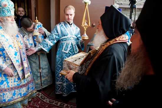 Sash of the Blessed Virgin arrives in St. Petersburg