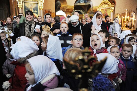 Sash of the Blessed Virgin arrives in St. Petersburg