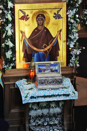 Sash of the Blessed Virgin arrives in St. Petersburg