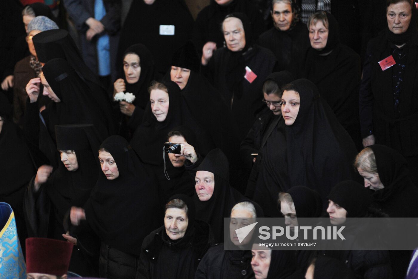 Sash of the Blessed Virgin arrives in St. Petersburg
