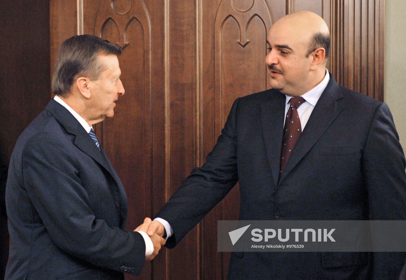 Viktor Zubkov meets with Abdullah bin Hamad bin Isa Al Khalifa