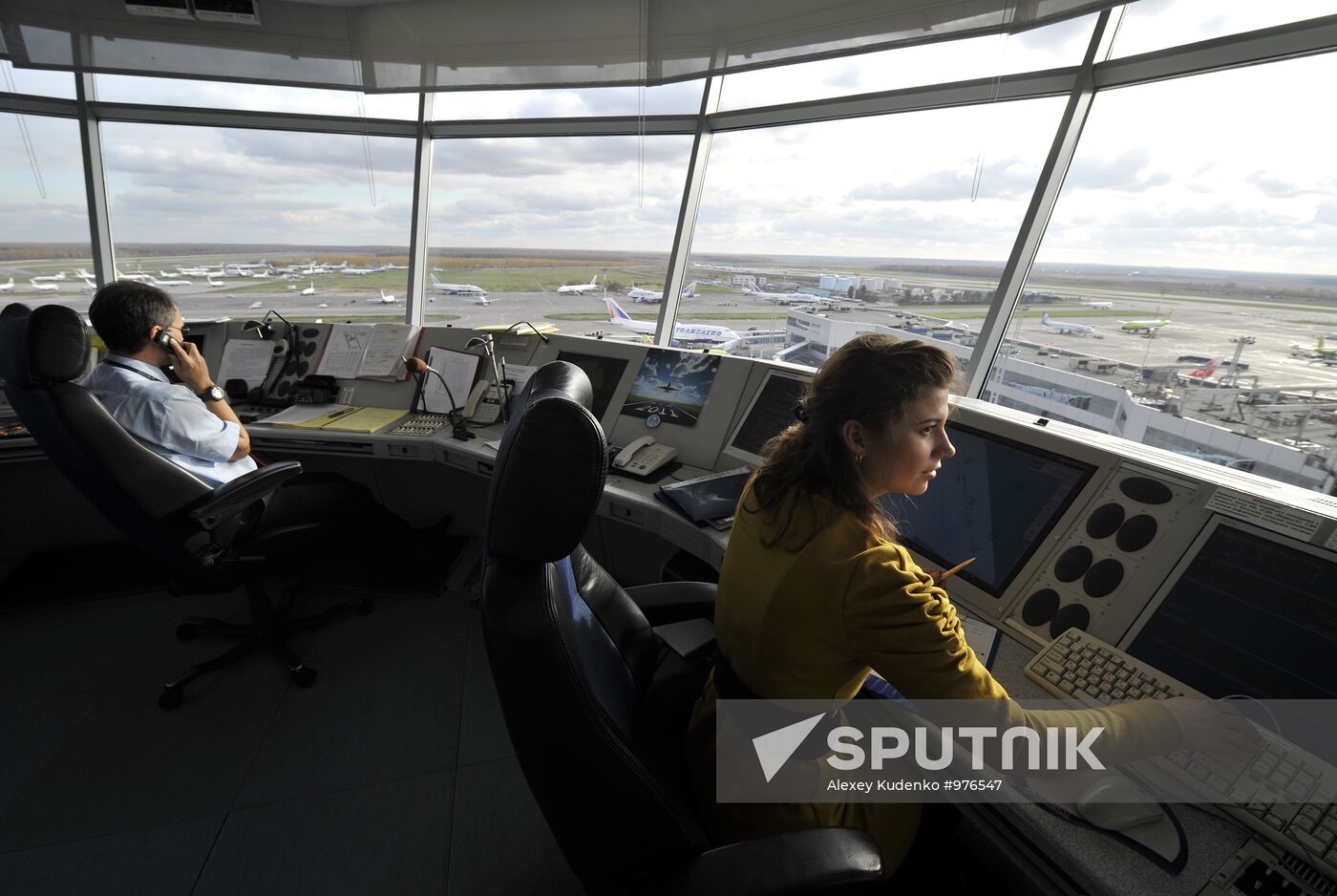 Air traffic control at Domodedovo airport
