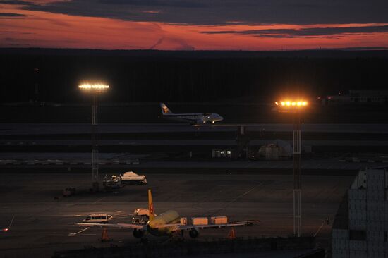 Air traffic control at Domodedovo airport