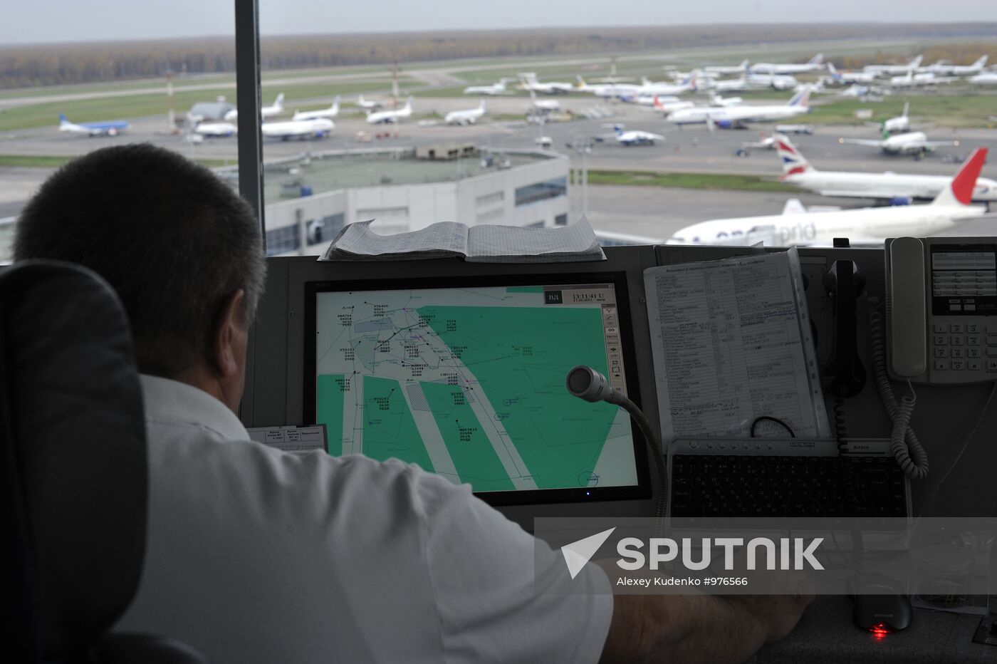 Air traffic control at Domodedovo airport
