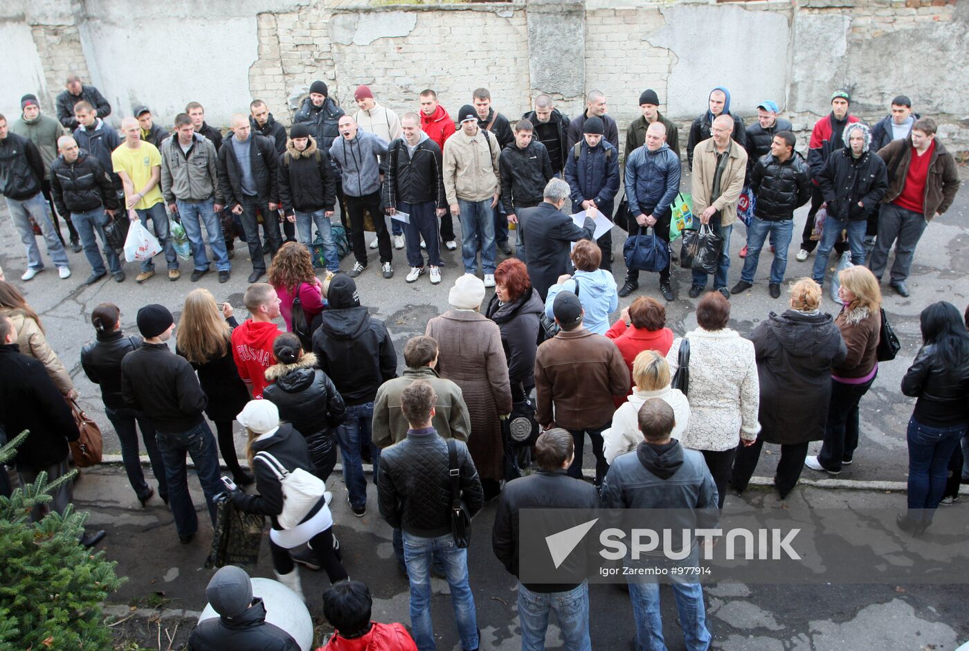 Sending conscripts to serve in the Russian Armed Forces