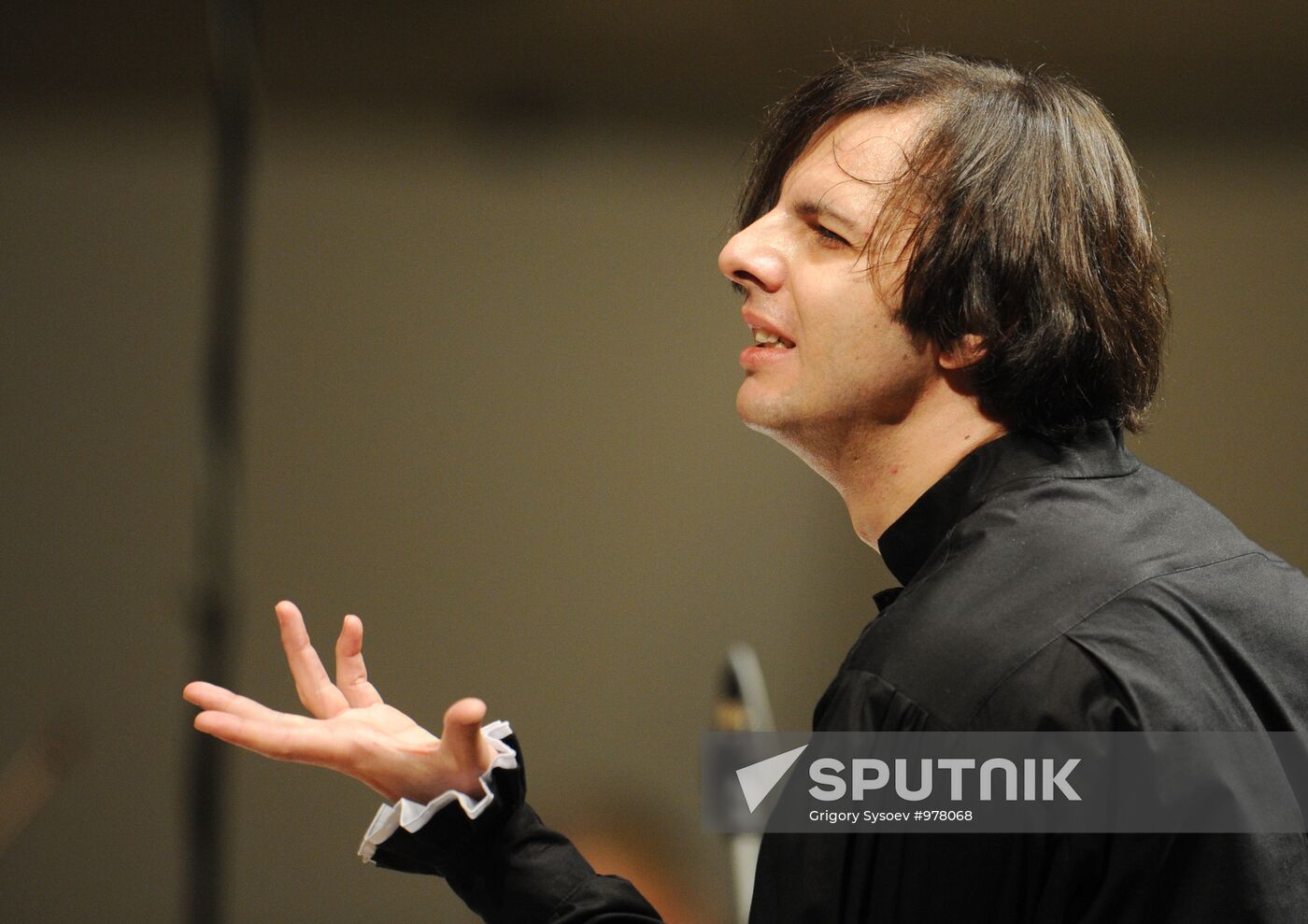 MusicAeterna orchestra concert conducted by Teodor Kurentzis