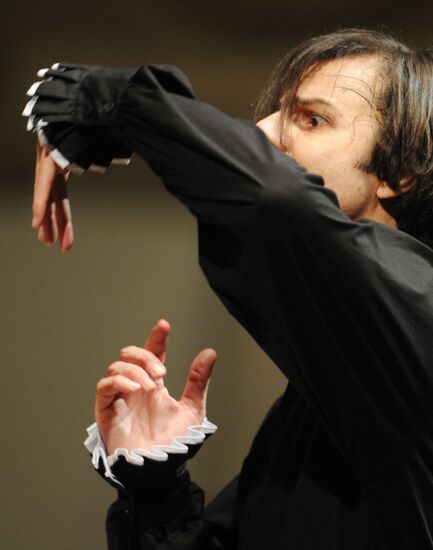 MusicAeterna orchestra concert conducted by Teodor Kurentzis