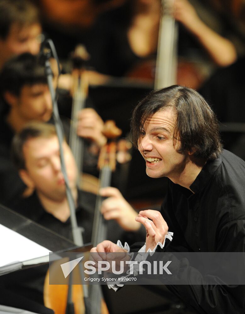 MusicAeterna orchestra concert conducted by Teodor Kurentzis