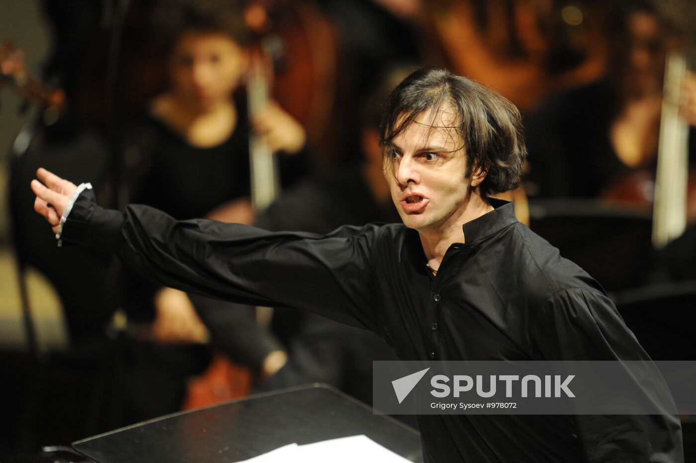 MusicAeterna orchestra concert conducted by Teodor Kurentzis