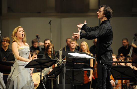 MusicAeterna orchestra concert conducted by Teodor Kurentzis