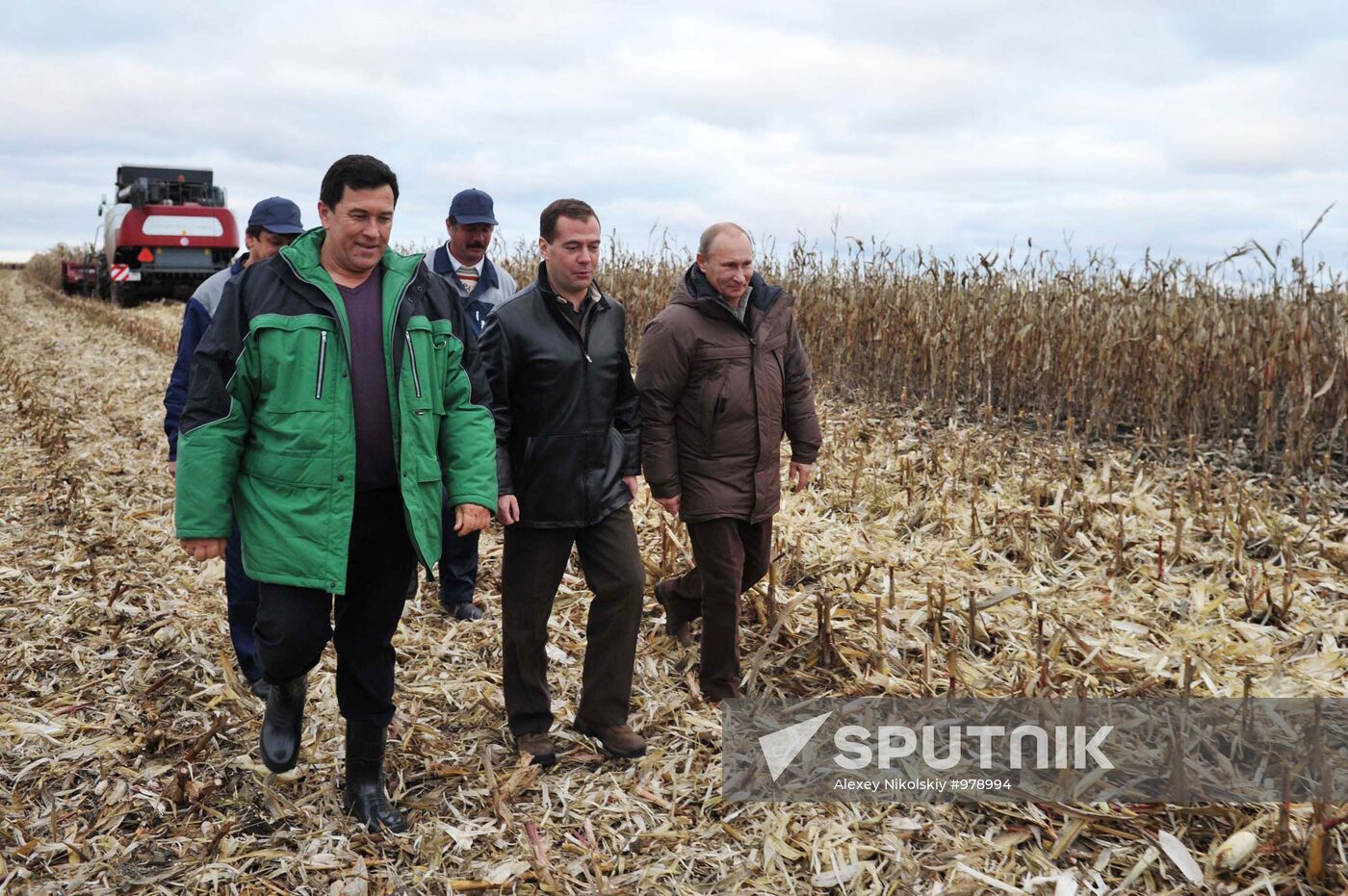 Dmitri Medvedev and Vladimir Putin visit Stavropol