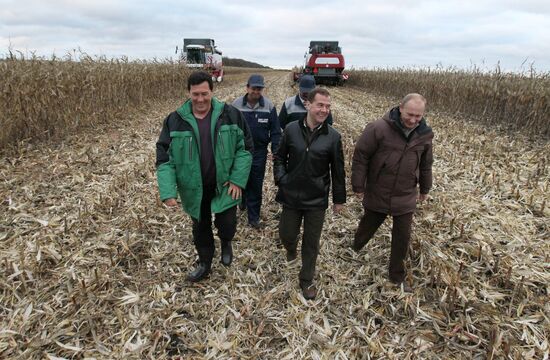 Dmitri Medvedev and Vladimir Putin visit Stavropol