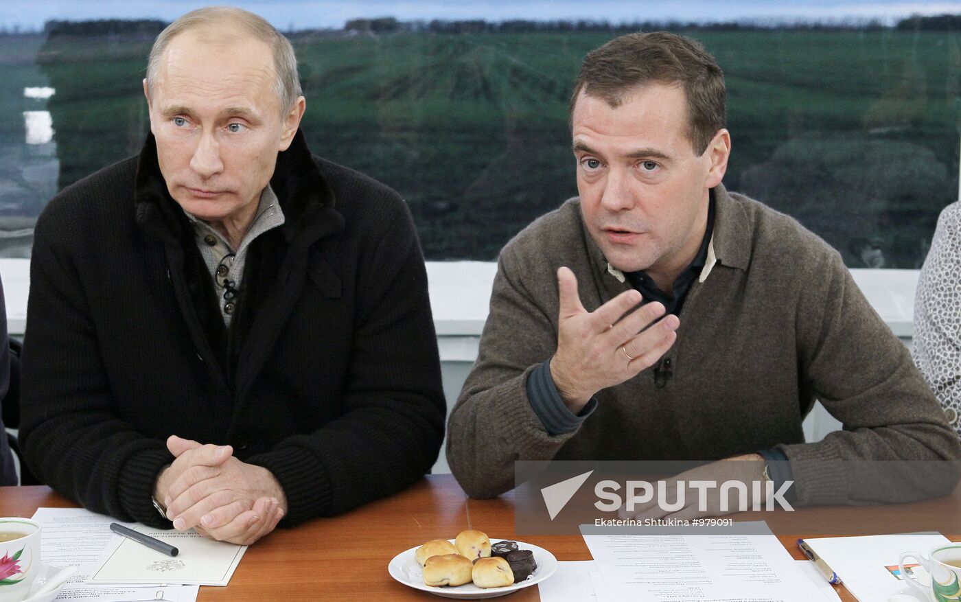 Dmitri Medvedev and Vladimir Putin visit Stavropol
