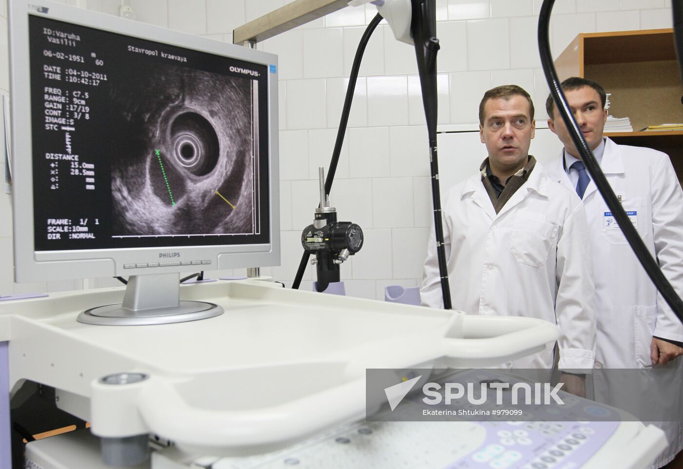 Dmitri Medvedev visits regional vascular center