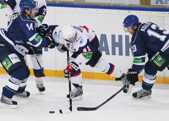 Ice Hockey CHL. Match "Dynamo" (Moscow) - SKA (St. Petersburg)