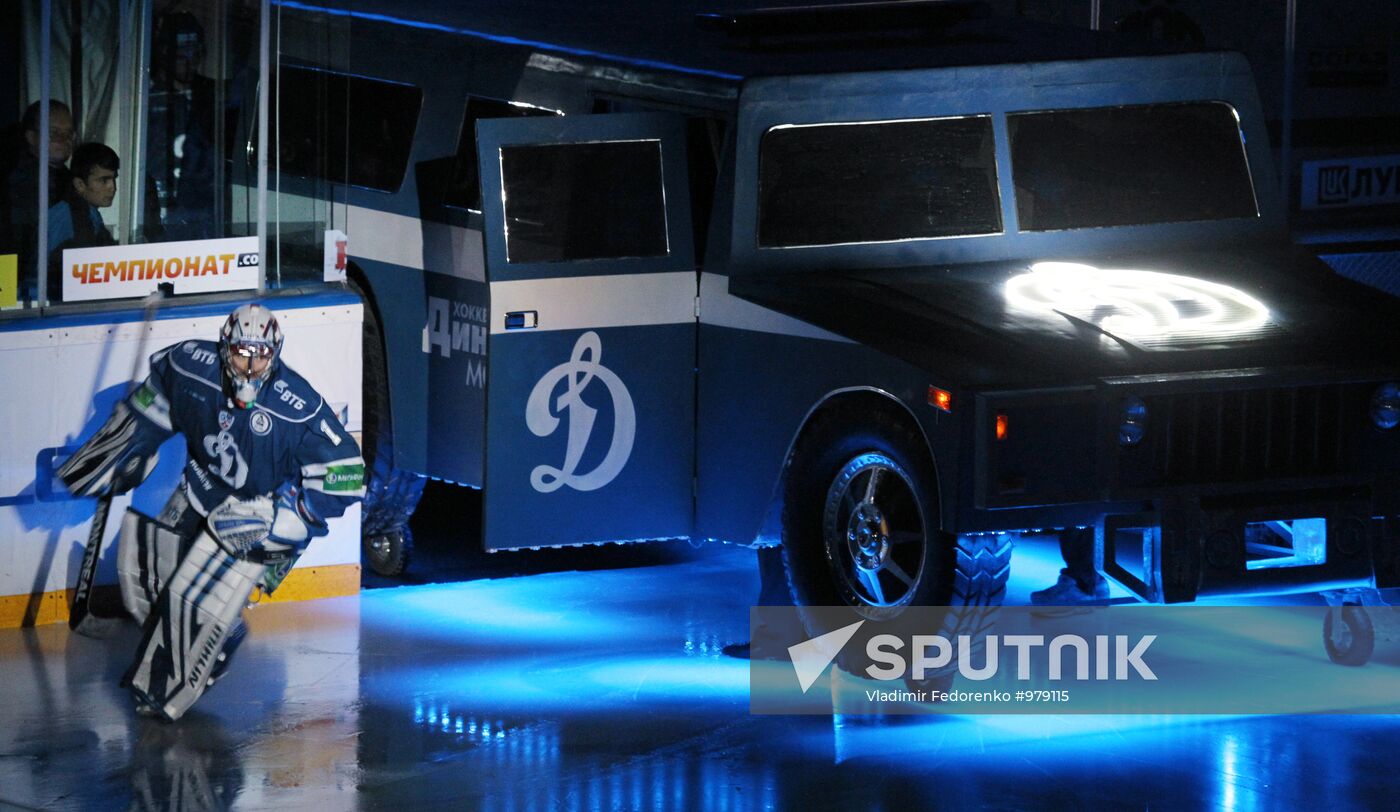 Ice Hockey CHL. Match "Dynamo" (Moscow) - SKA (St. Petersburg)