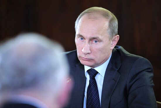 Vladimir Putin chairs All-Russia People's Front council meeting