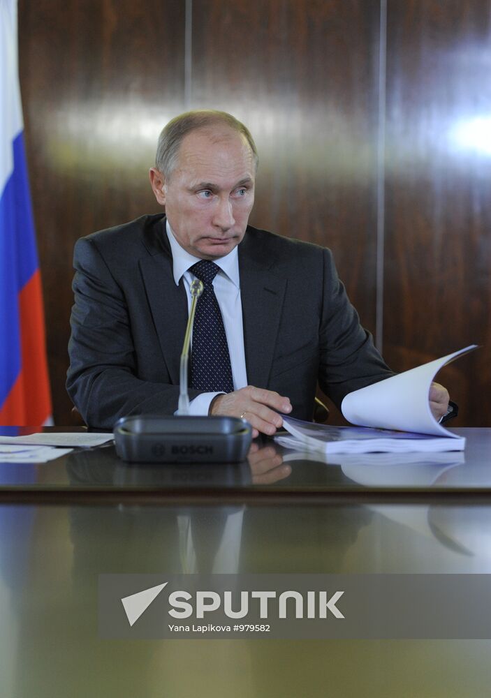 Vladimir Putin chairs All-Russia People's Front council meeting