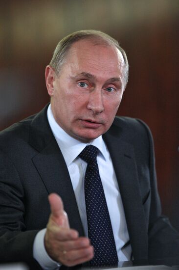 Vladimir Putin chairs All-Russia People's Front council meeting