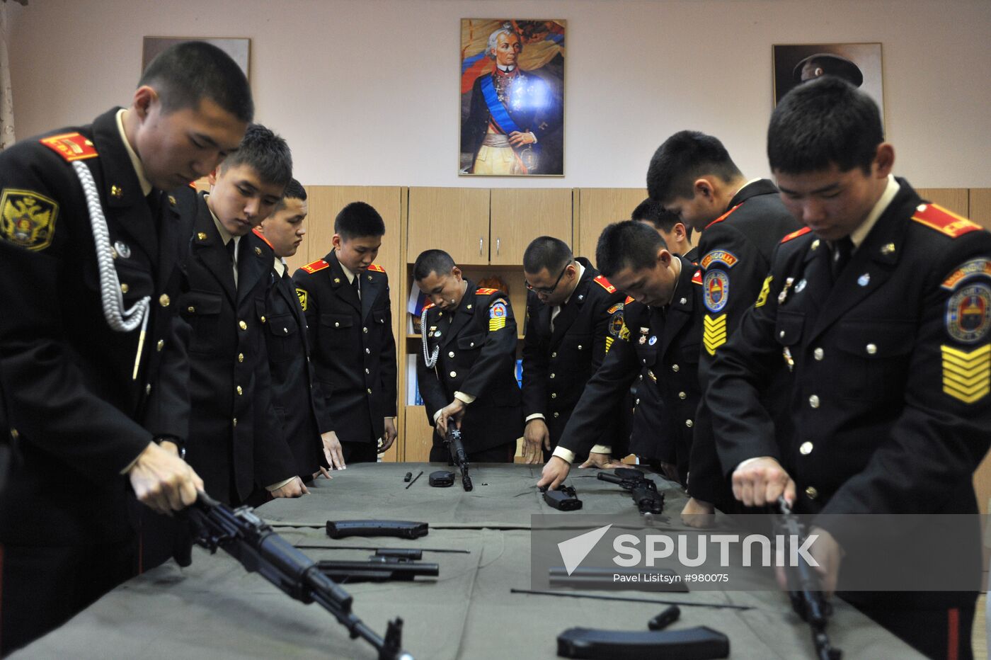 Training at Yekaterinburg Suvorov Military School