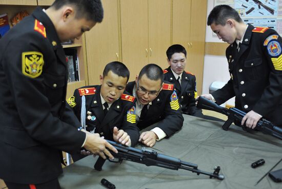 Training at Yekaterinburg Suvorov Military School