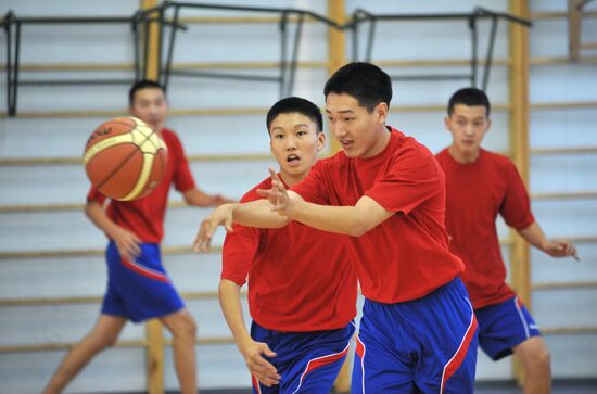 Training at Yekaterinburg Suvorov Military School