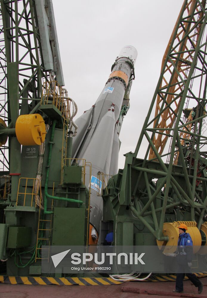 Progress-M13 rocket delivered to launch site