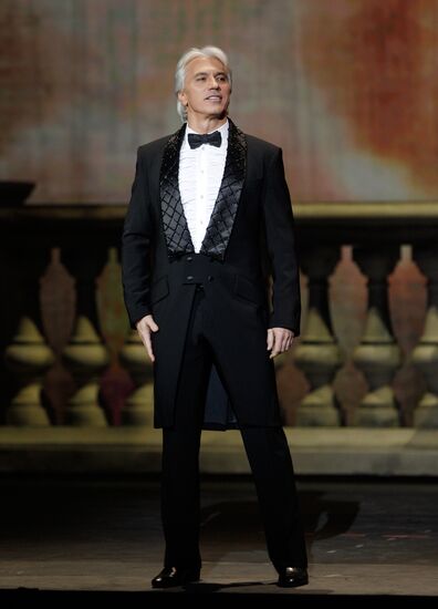 Historic Bolshoi Theatre reopens