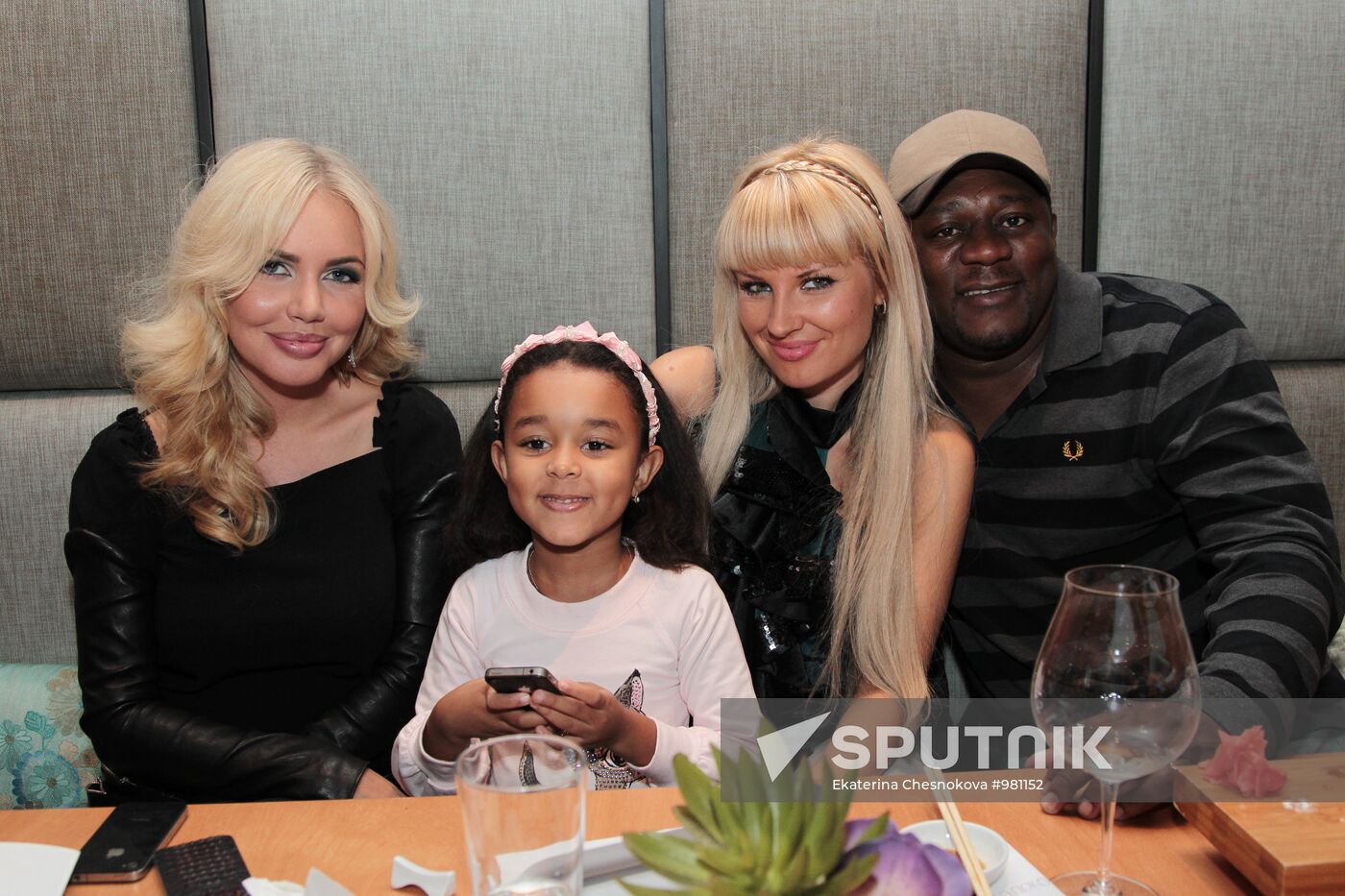 Private dinner with Lamon Brewster and James Toney in Moscow