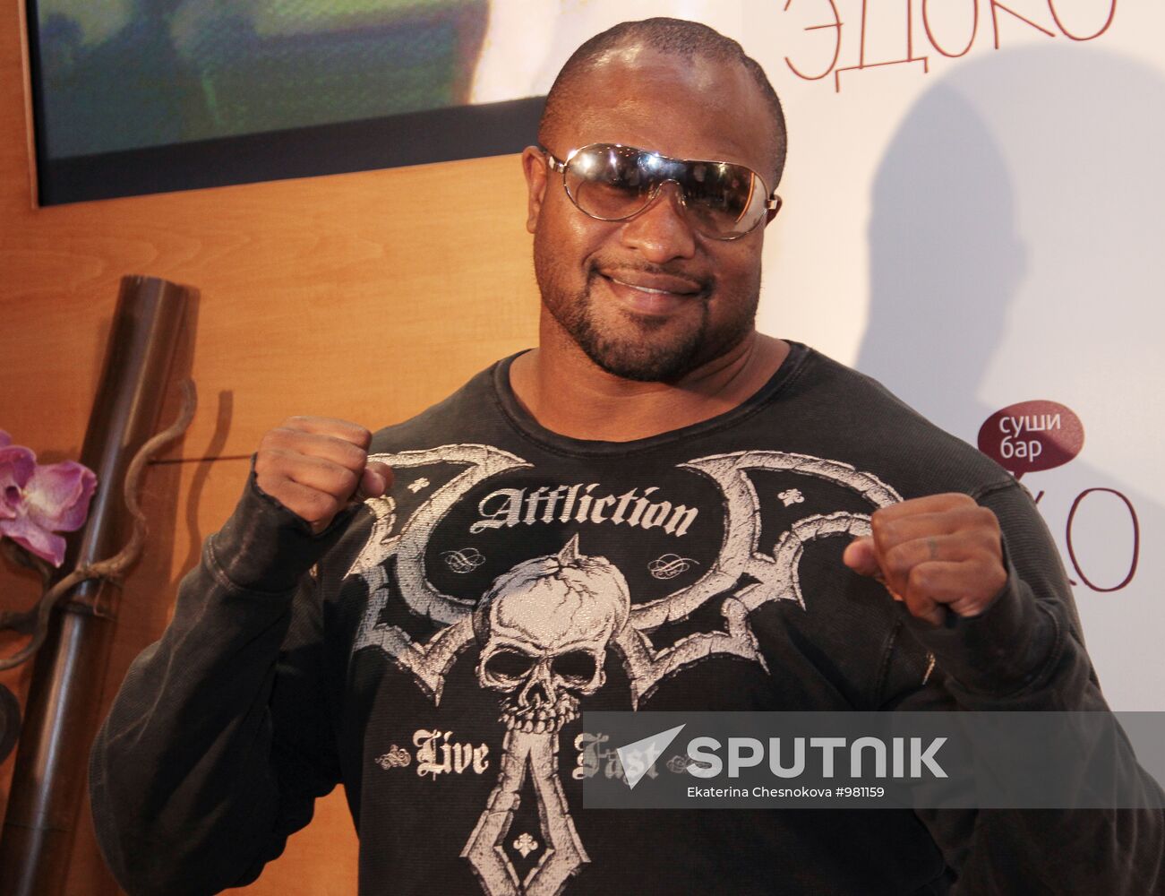 Private dinner with Lamon Brewster and James Toney in Moscow