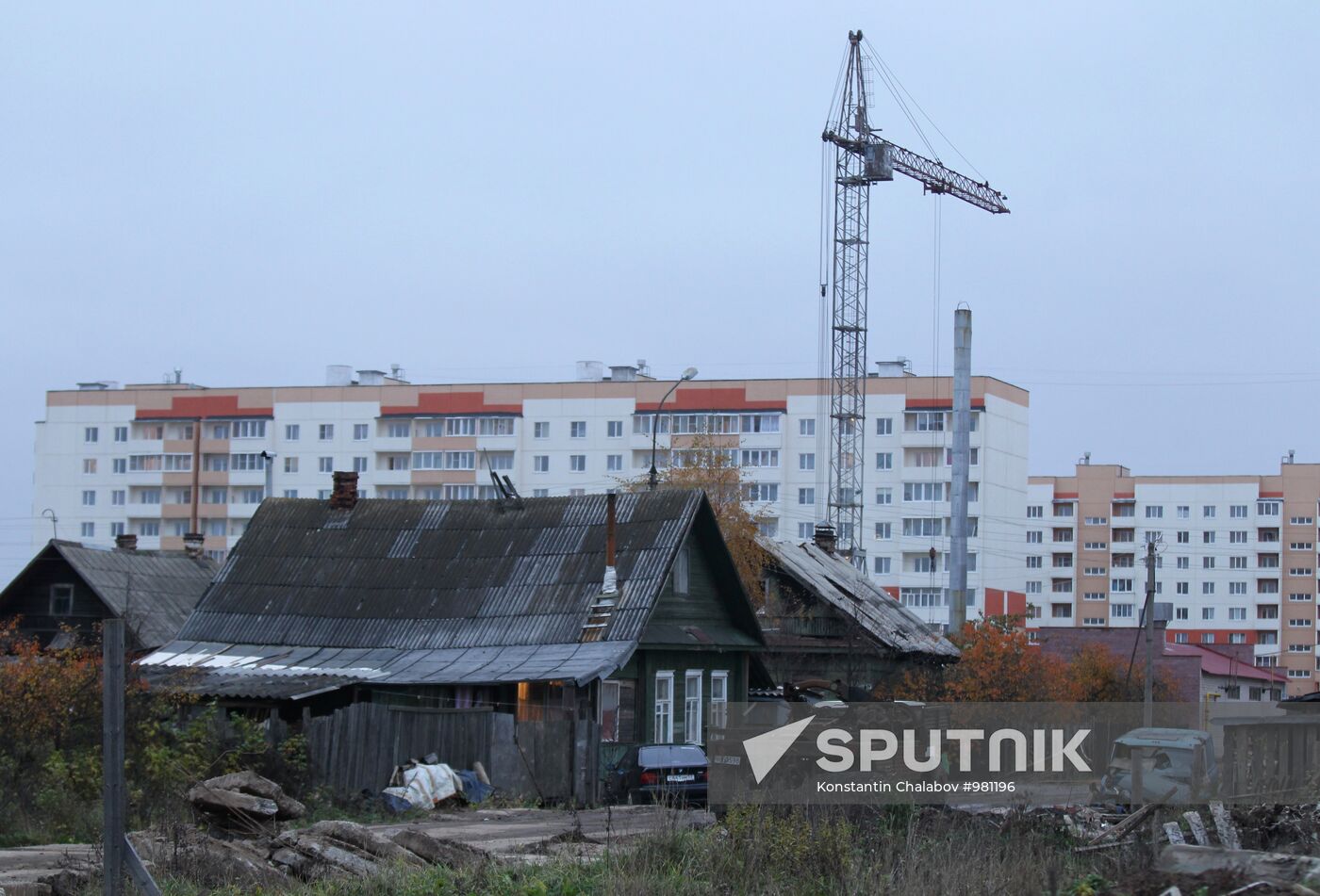 Construction of new housing in Novgorod