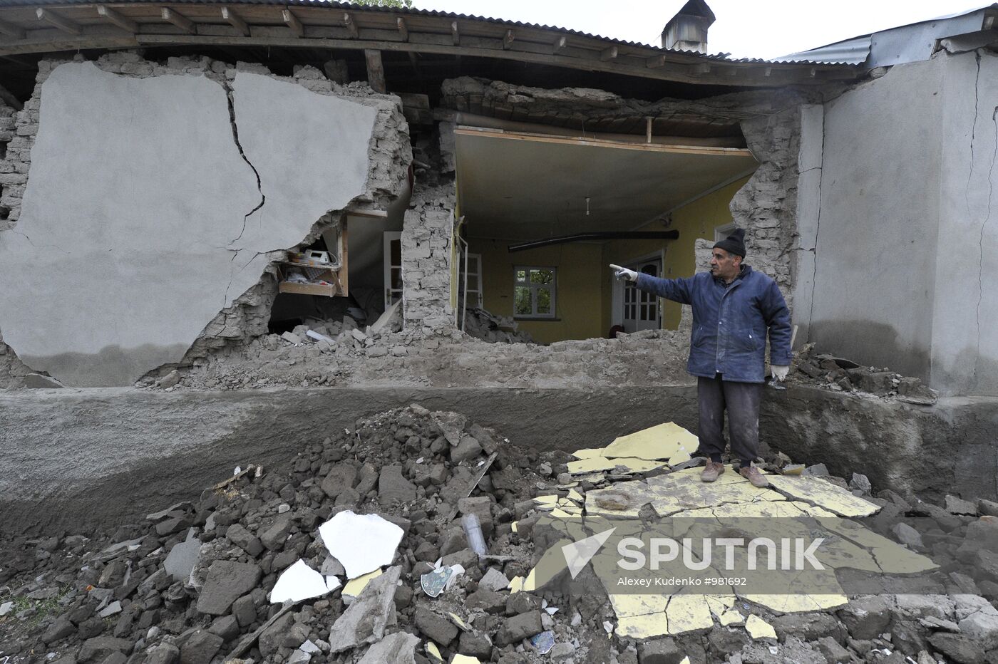 Quake aftermath in Turkey's Van province