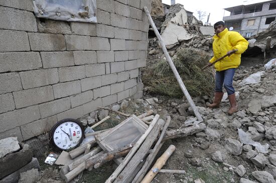 Quake aftermath in Turkey's Van province