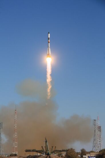 Russia's Progress M-13M cargo spacecraft launched from Baikonur