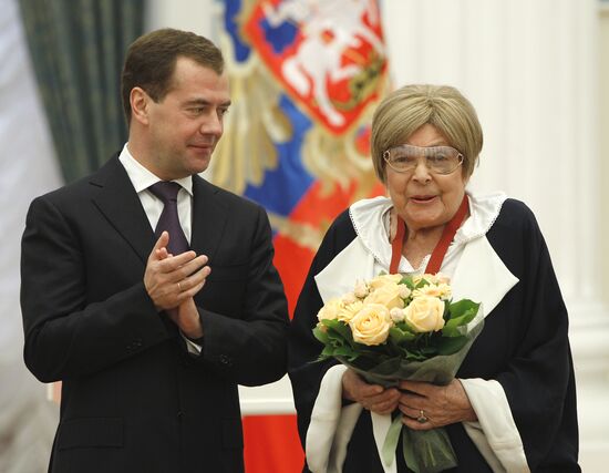 Dmitry Medvedev presents state awards for arts and culture