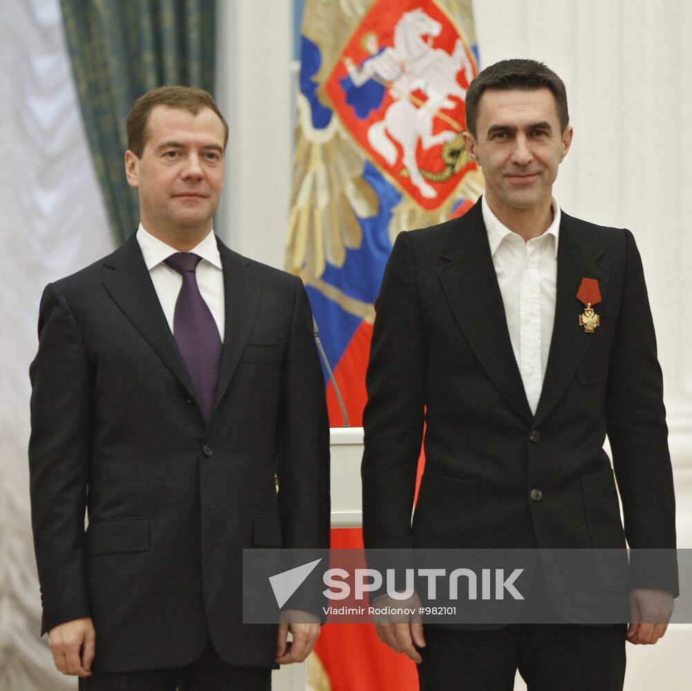 Dmitry Medvedev presents state awards for arts and culture