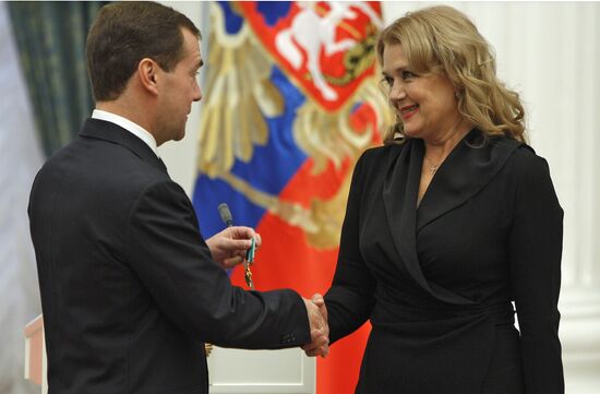 Dmitry Medvedev presents state awards for arts and culture
