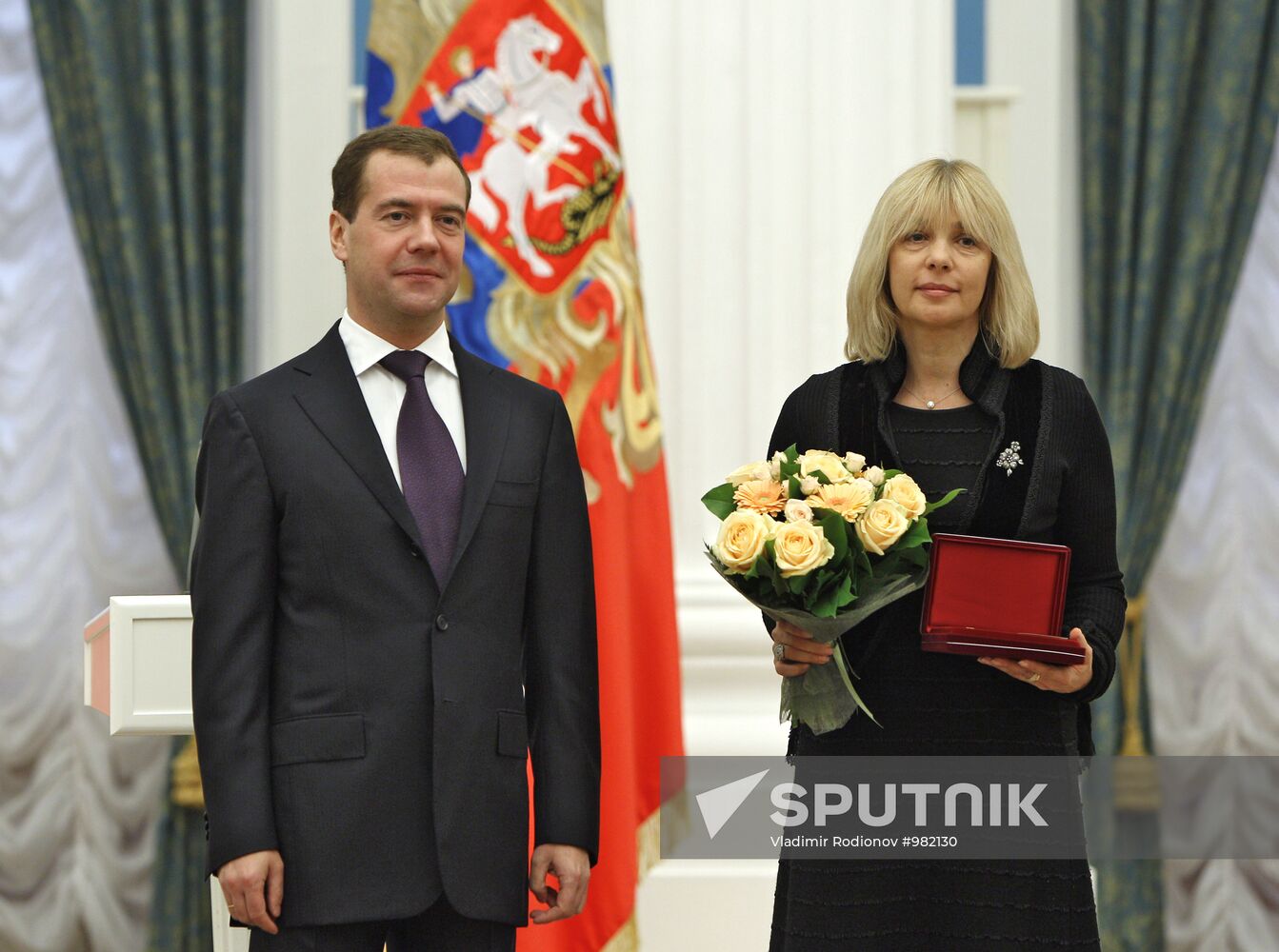 Dmitry Medvedev presents state awards for arts and culture