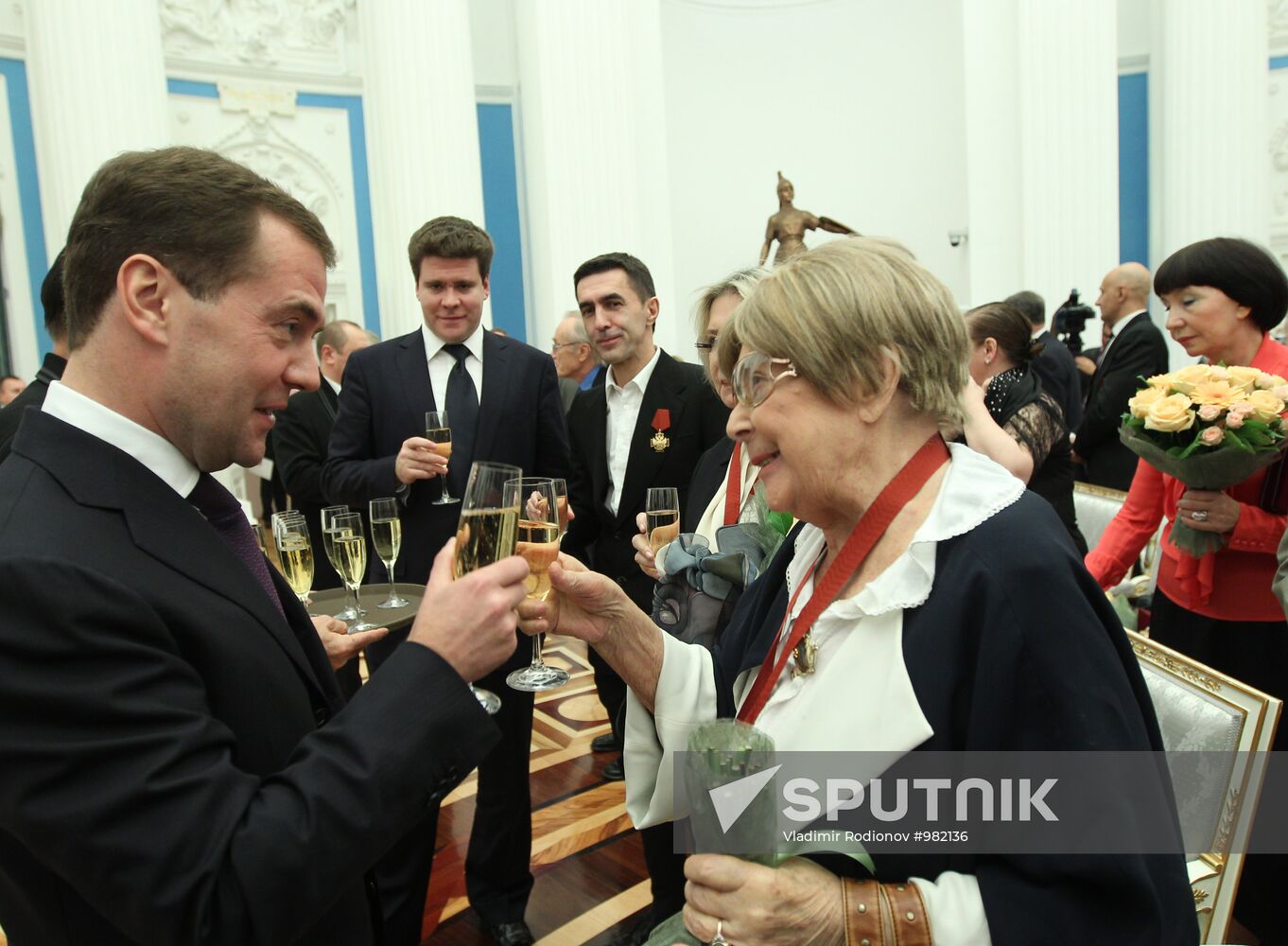 Dmitry Medvedev presents state awards for arts and culture